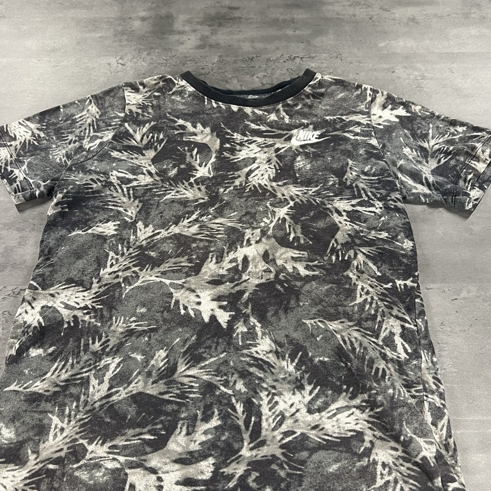 Nike Camo Shirt Youth XL or Womens Babydoll Fit Faded Club Essential Swoosh Tee